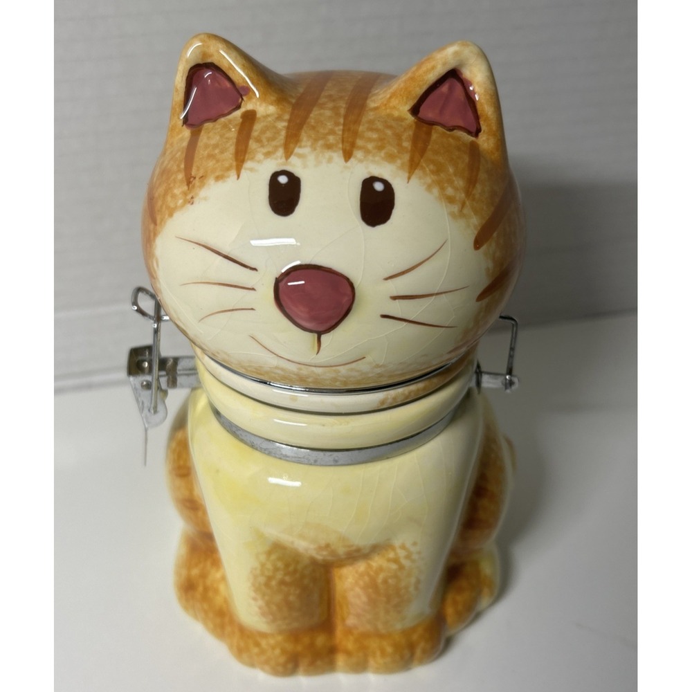 Boston Warehouse Hand Painted HIndged Jar, Storage Container, Sitting Pretty Cat